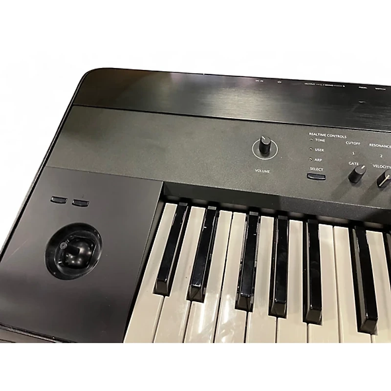 Used KORG Krome 73 Key Keyboard Workstation