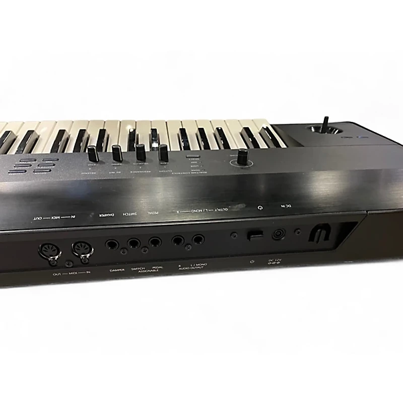 Used KORG Krome 73 Key Keyboard Workstation