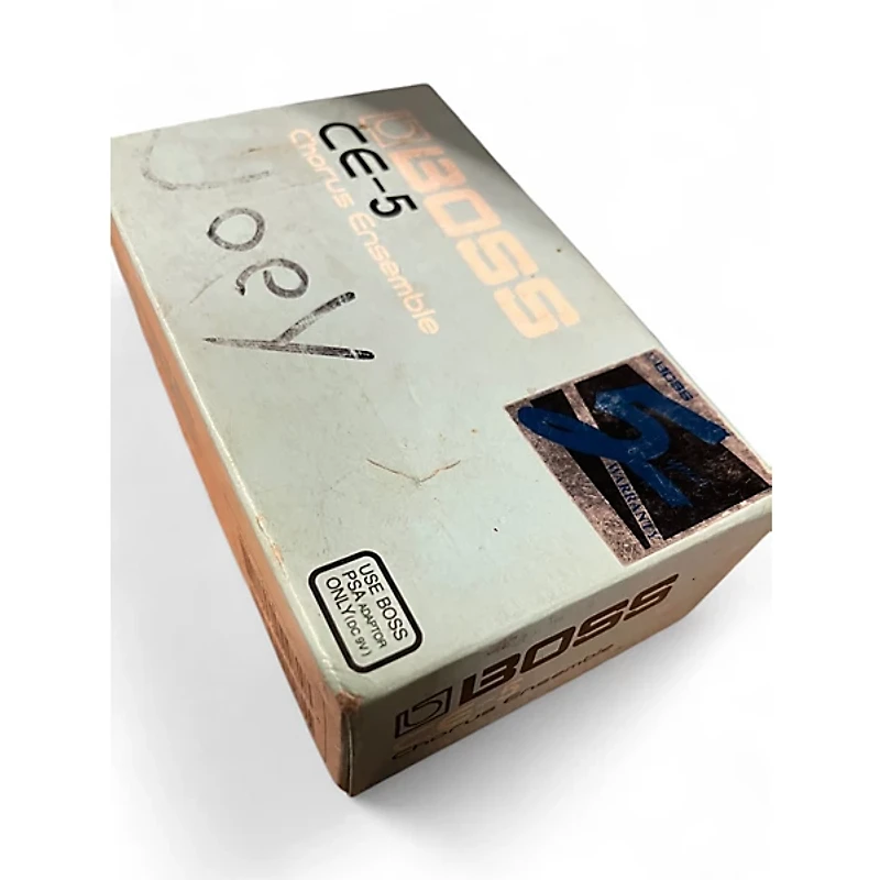 Used BOSS CE5 Chorus Ensemble Effect Pedal