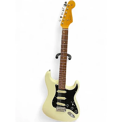 Used Fender AMERICAN VINTAGE II STRATOCASTER Olympic White Solid Body Electric Guitar