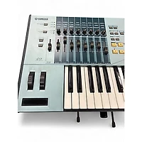 Used Yamaha Motif XS6 61 Key Keyboard Workstation