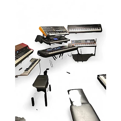 Used Akai Professional MPC LIVE II Production Controller