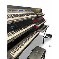 Used Akai Professional MPC LIVE II Production Controller