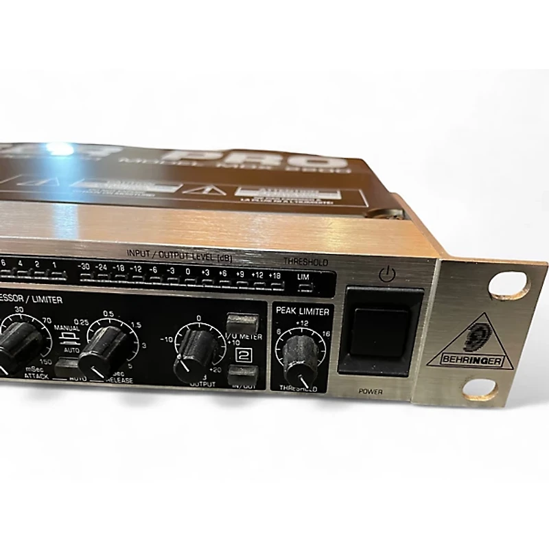 Used Behringer MDX2000 Compressor