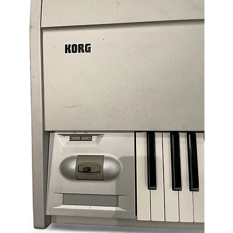 Used KORG Triton Pro X 88 Key Keyboard Workstation
