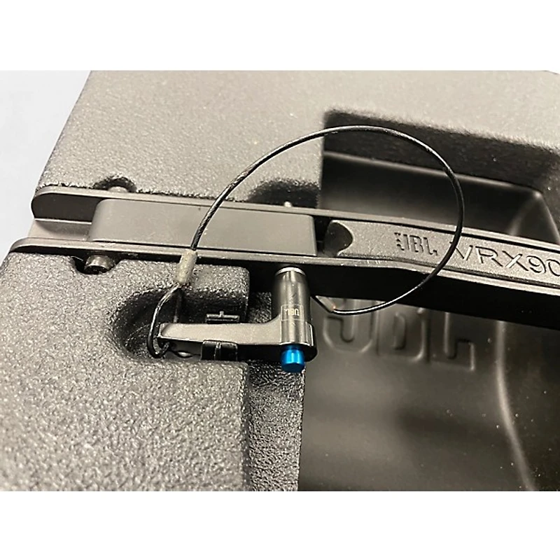 Used JBL VRX932LAP Powered Speaker