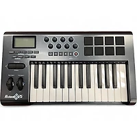 Used M-Audio Axiom 25 Key MIDI Controller
