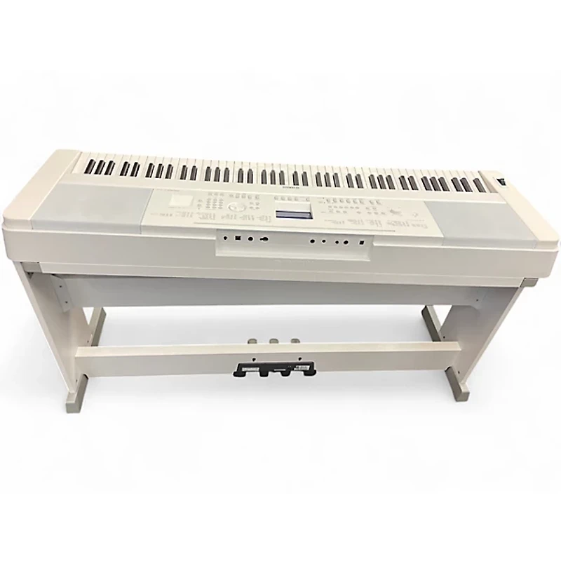Used Yamaha DGX660 Portable Keyboard