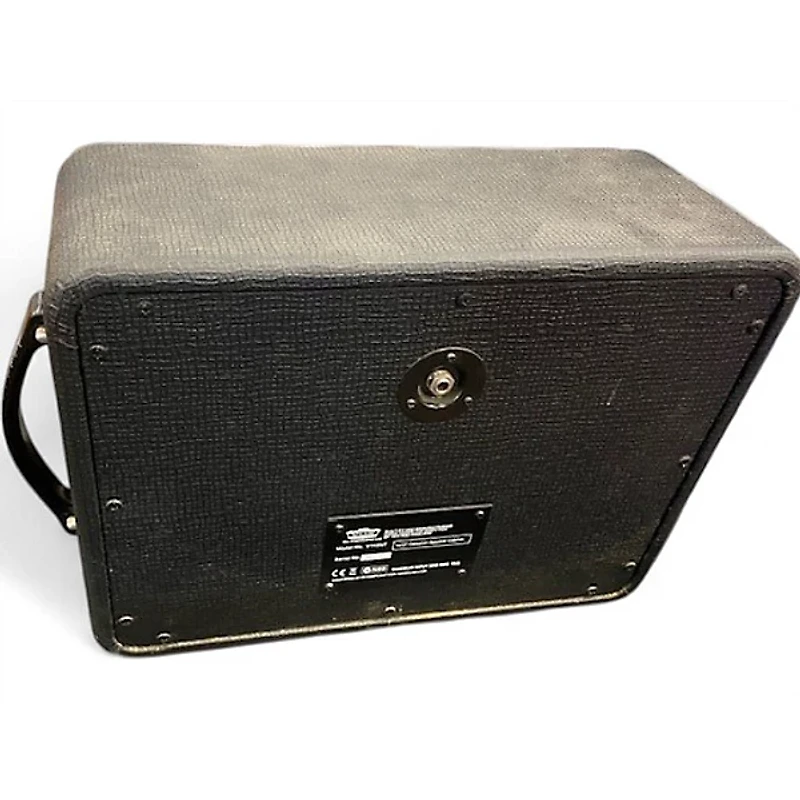 Used VOX V110NT Guitar Cabinet