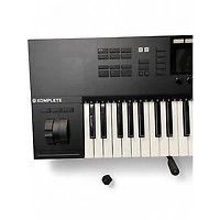 Used Native Instruments Komplete Kontrol S49 MK2 MIDI Controller