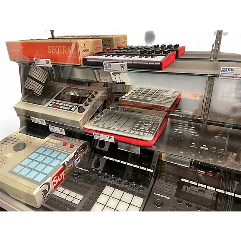 Used Akai Professional MPD218 MIDI Controller