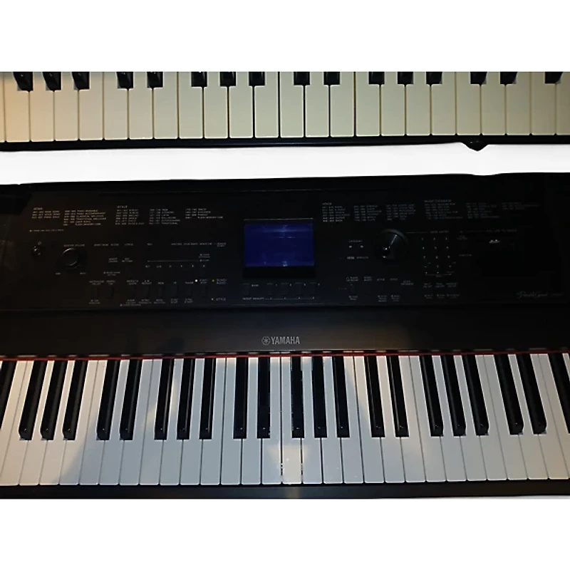 Used Yamaha DGX660 Portable Keyboard