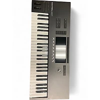 Used Native Instruments KONTROL S49 MK3 MIDI Controller