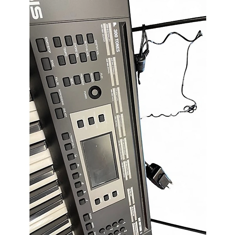 Used Alesis Harmony 61