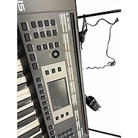 Used Alesis Harmony 61