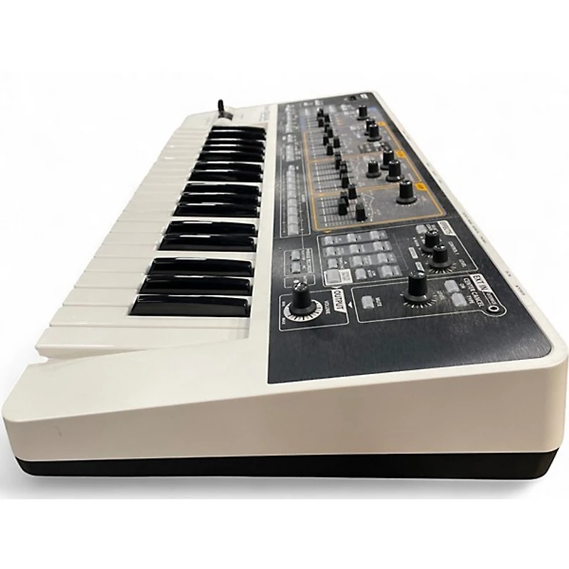 Used Roland Gaia SH01 37 Key Synthesizer