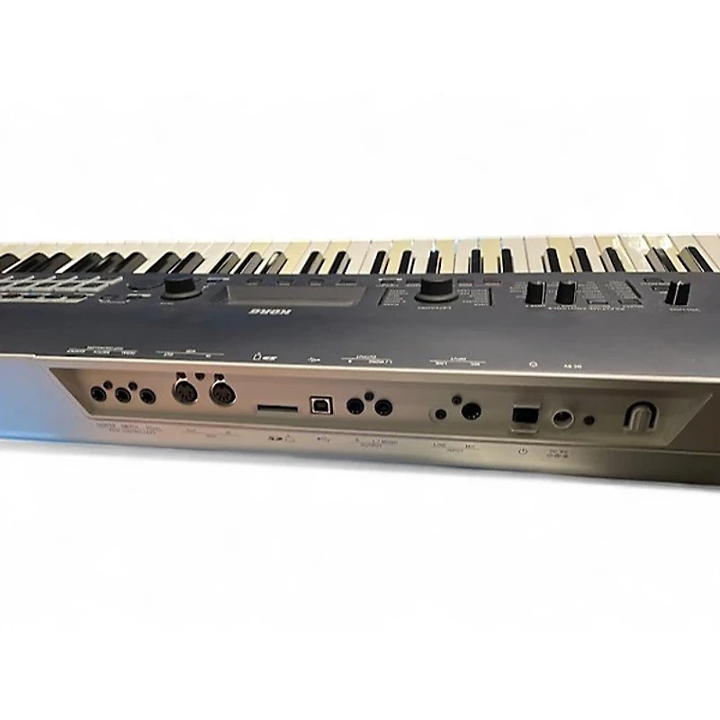 Used KORG KROSS 2 88 Key Keyboard Workstation