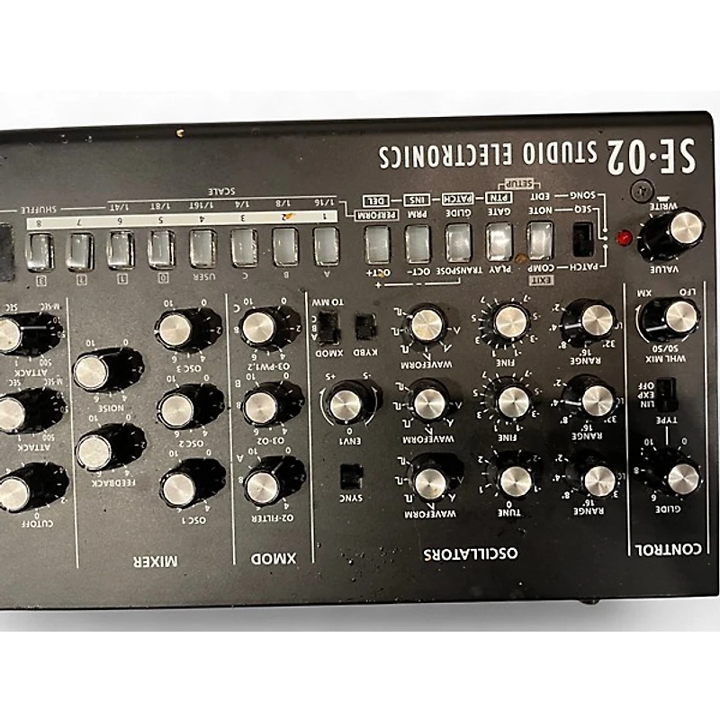 Used Roland SE-02 Synthesizer