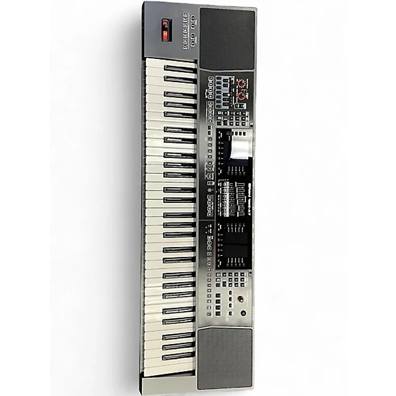 Used Roland EA7 Arranger Keyboard