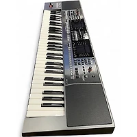 Used Roland EA7 Arranger Keyboard