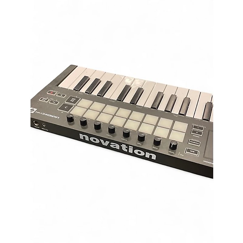 Used Novation Launchkey Mini Mk3 MIDI Controller