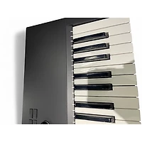 Used Native Instruments Komplete Kontrol S61 MKII MIDI Controller