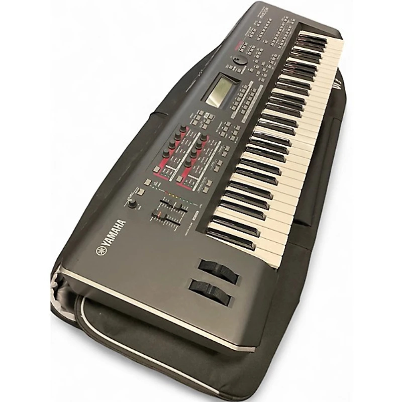 Used Yamaha MOX6 61 Key Keyboard Workstation