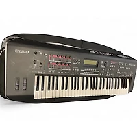 Used Yamaha MOX6 61 Key Keyboard Workstation