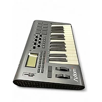 Used M-Audio Axiom 25 Key MIDI Controller
