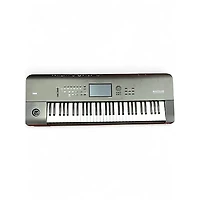 Used KORG nautilus 61 Keyboard Workstation