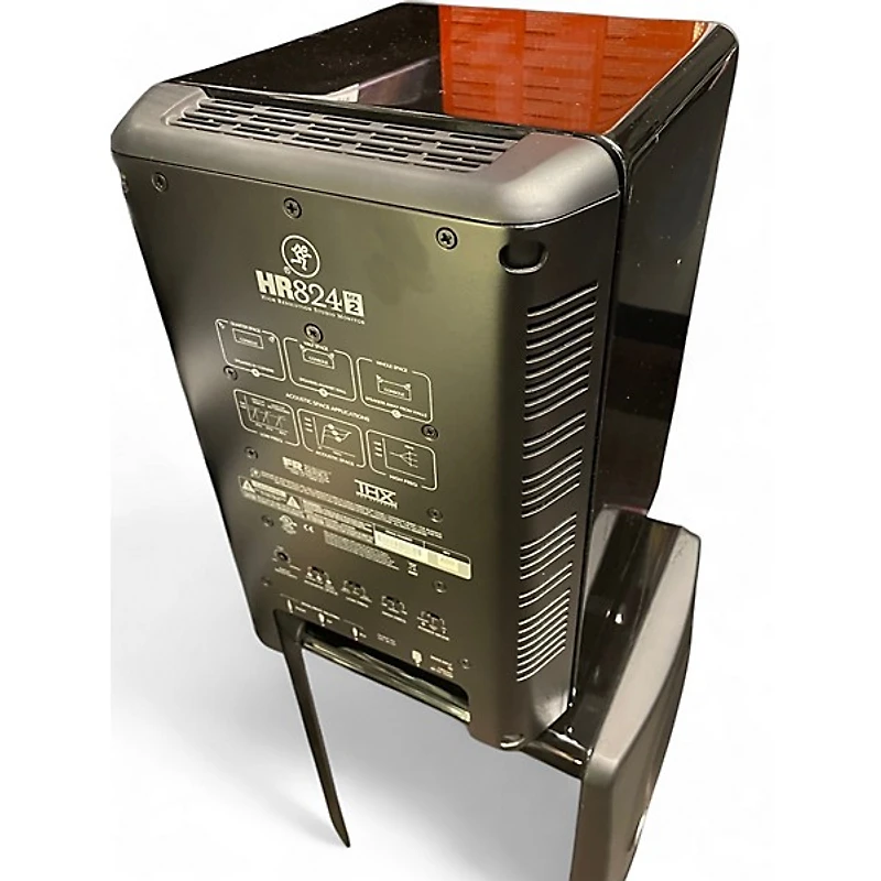 Used Mackie HR824 MKII Pair Powered Monitor