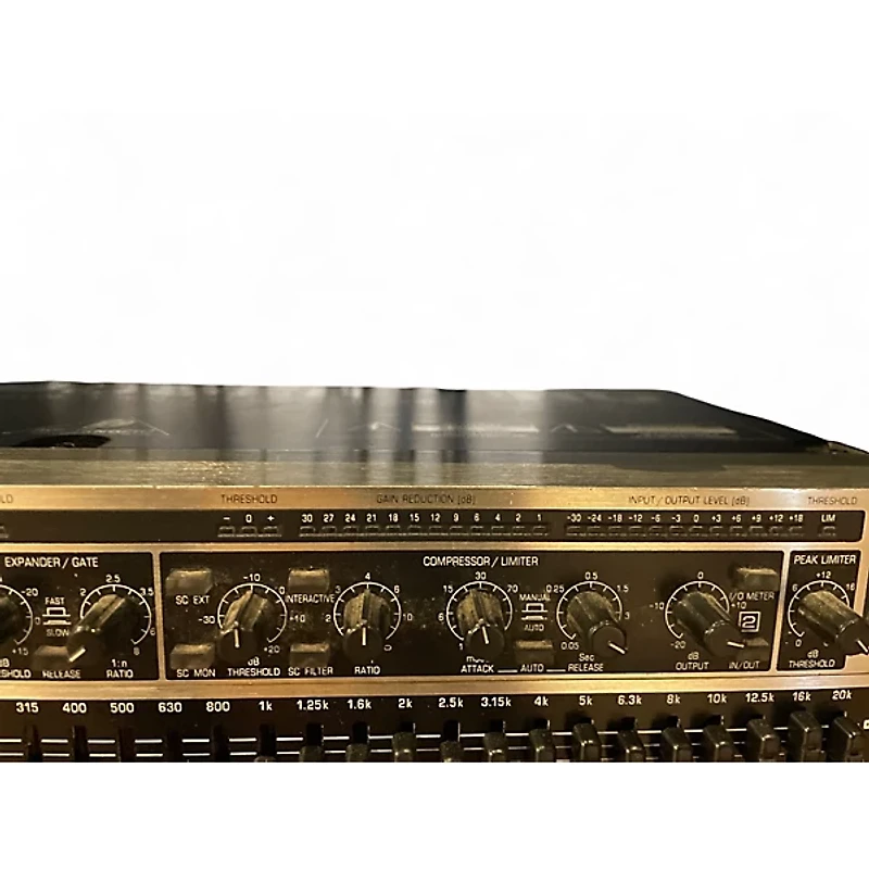 Used Behringer MDX2200 Compressor