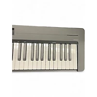 Used Yamaha P143B Digital Piano