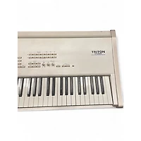 Used KORG Triton Studio 88 Key Keyboard Workstation