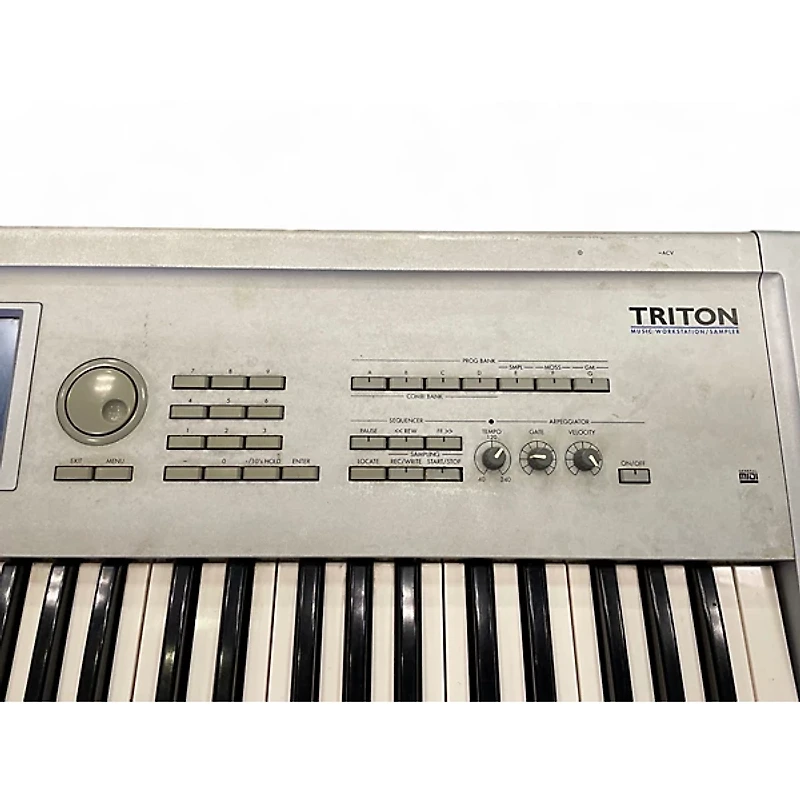 Used KORG Triton Studio 88 Key Keyboard Workstation