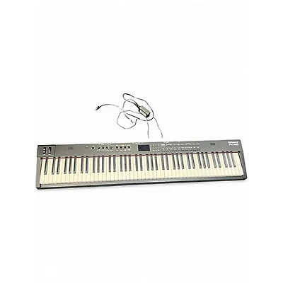 Used Roland RD88 Keyboard Workstation
