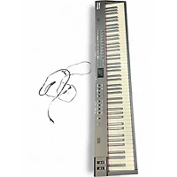 Used Roland RD88 Keyboard Workstation