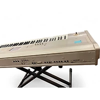 Used KORG Triton Studio 88 Key Keyboard Workstation