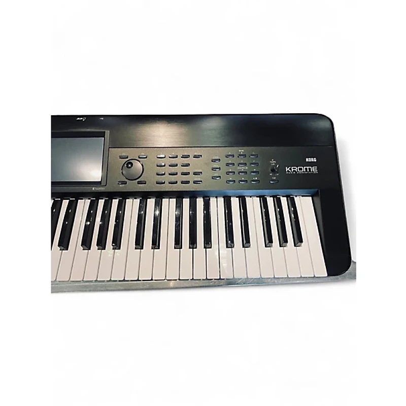 Used KORG Krome 61 Key Keyboard Workstation