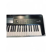 Used KORG Krome 61 Key Keyboard Workstation