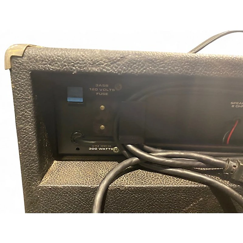 Used Acoustic Model 118 Bass Combo Amp