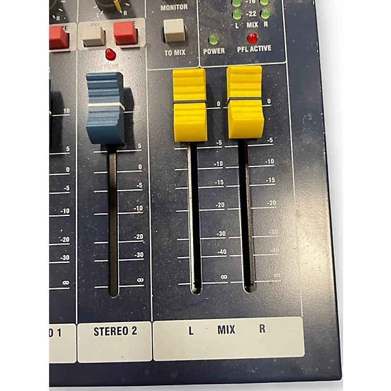 Used Soundcraft EPM8 Unpowered Mixer
