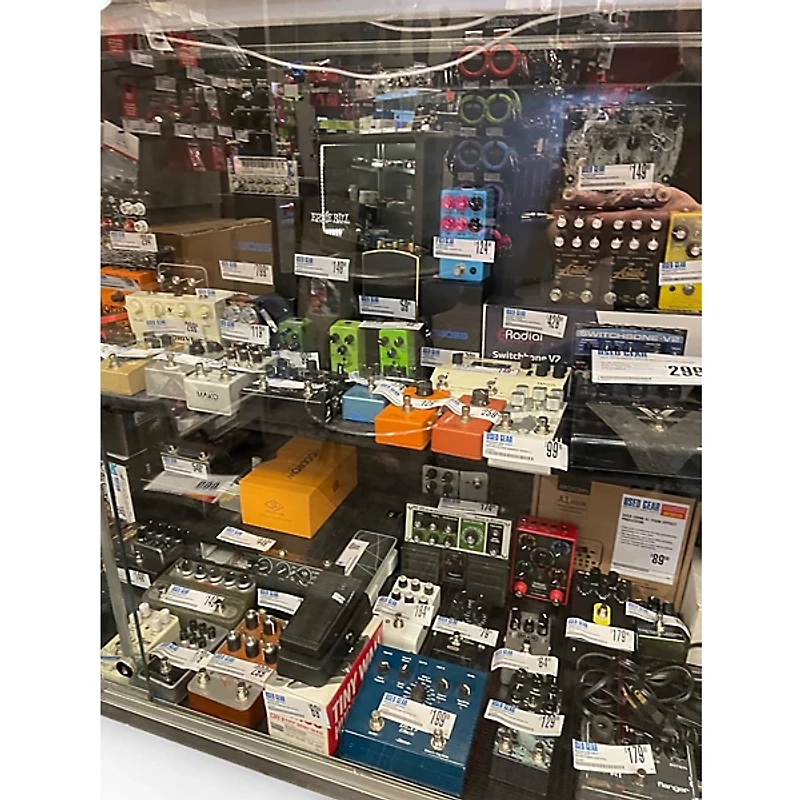 Used Voodoo Lab Pedal Power 2+ Power Supply