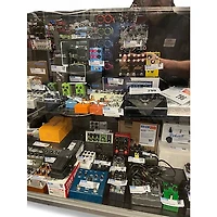 Used Voodoo Lab Pedal Power 2+ Power Supply