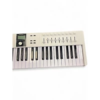Used Arturia Keylab Essential 61 mk3 MIDI Controller