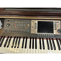 Used Yamaha CVP-207