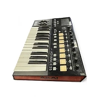 Used Akai Professional advance 25 MIDI Controller