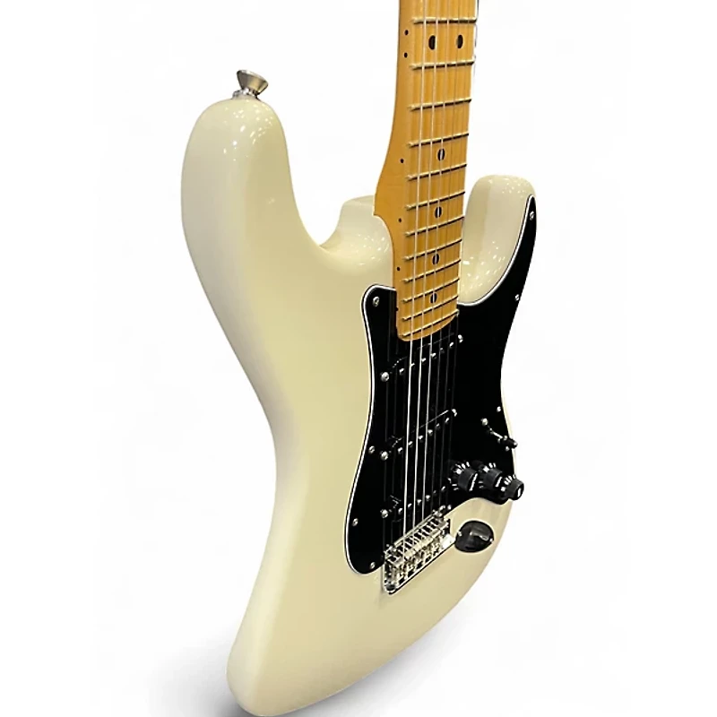 Used Fender American Professional II Stratocaster Olympic White Solid Body Electric Guitar