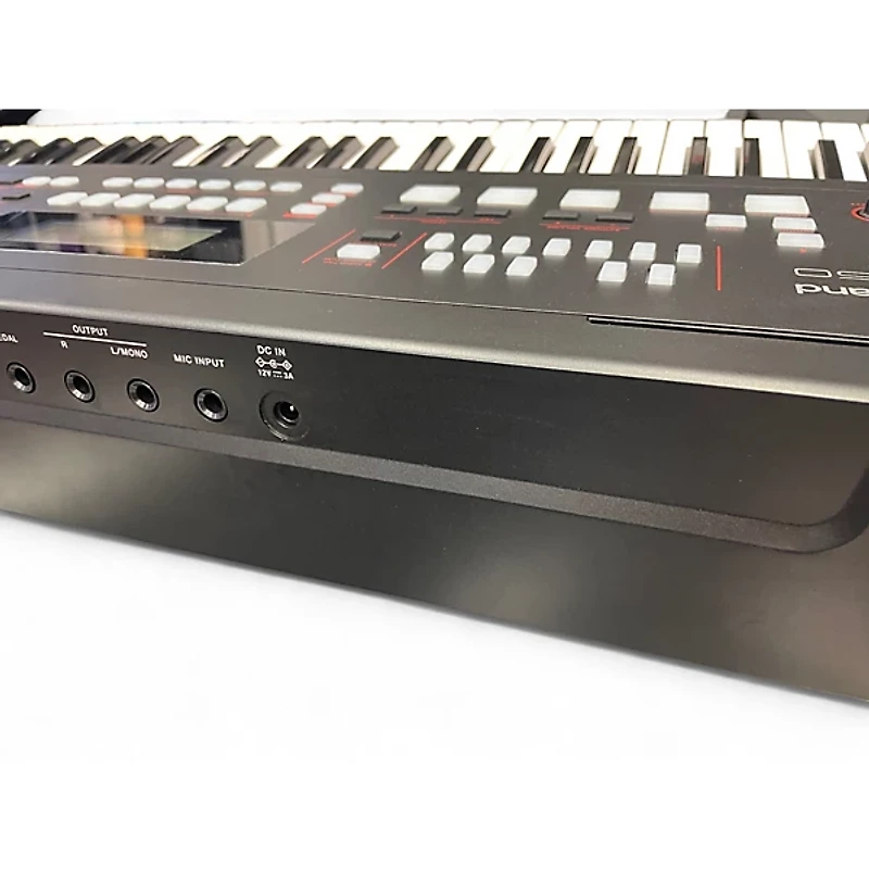 Used Roland e x50 Arranger Keyboard