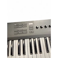 Used Native Instruments Komplete Kontrol A61 MIDI Controller